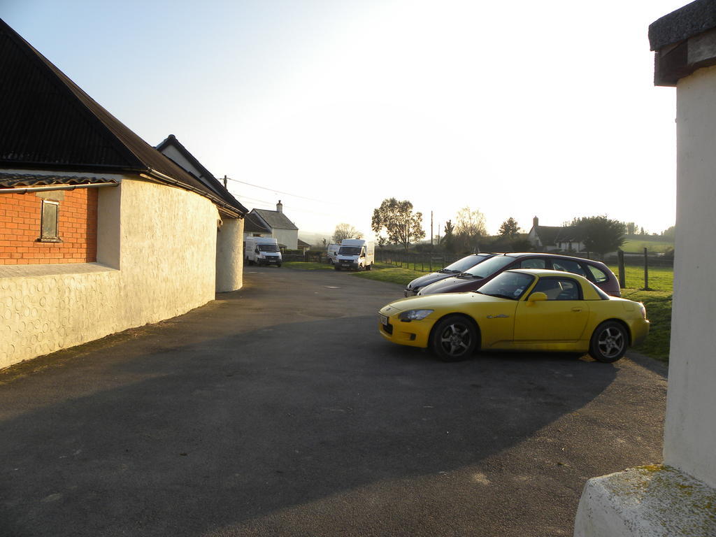 Court Farm Holiday Bungalows Ltd Watchet Bagian luar foto